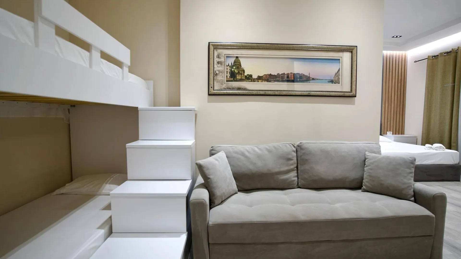 Azura Beach Apartments ドゥラス アルバニア