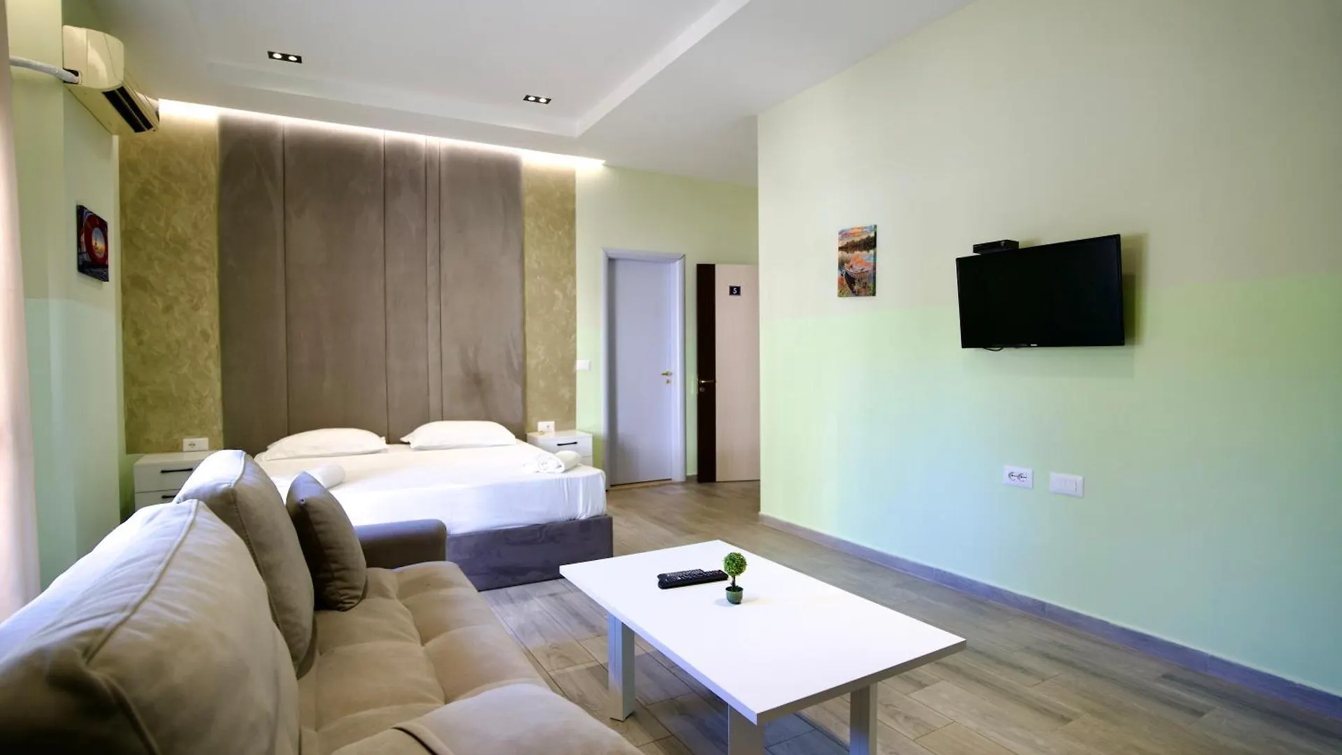 Azura Beach Apartments Durrës